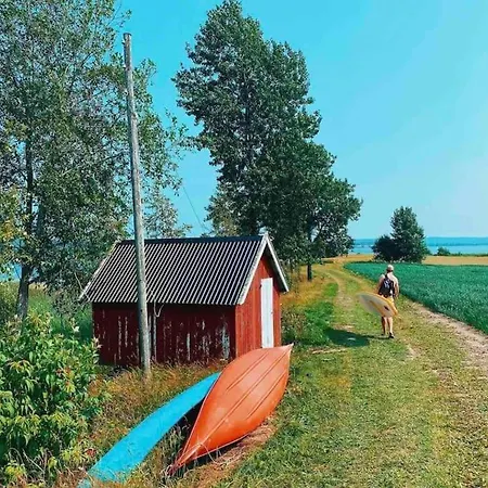 Veslestua - Authentic Norwegian Living * Hemnes